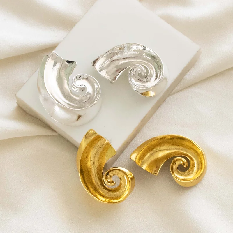 Best hoop earrings with butterfly motifs for a playful and whimsical appearance-Snail Swirl Chunky Earrings