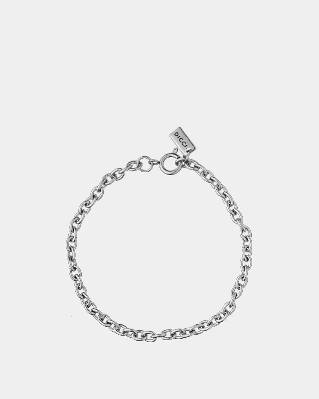 Classic bangle bracelets with pearl embellishments for a feminine and classic touch-Cable Chain Bracelet