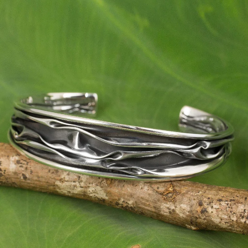 Stackable bangle bracelets with customizable charms for a personalized collection-Narrow River Sterling Silver Cuff Bracelet